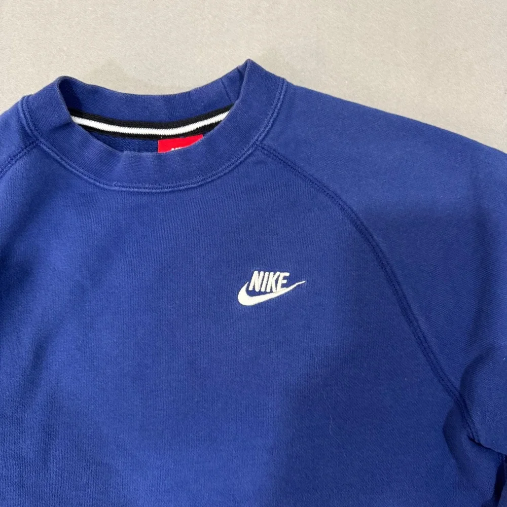 Nike crewneck sweatshirt